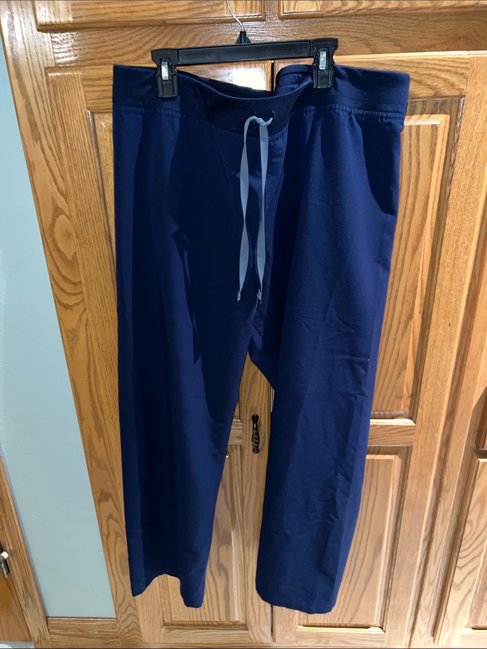 Figs Navy Women's Sweatpants with Light Gray Drawstring